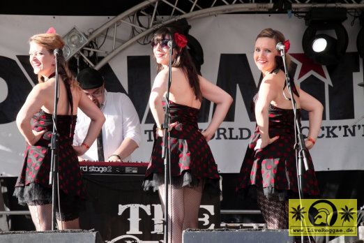 Leo and The Lineup (DK) 16. This Is Ska Festival - Wasserburg, Rosslau 22. Juni 2012 (15).JPG